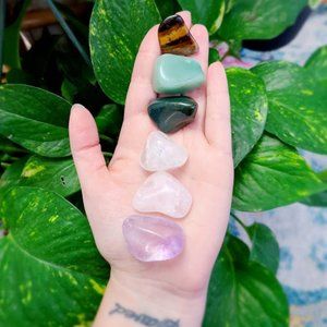 Bundle Lot of Tumbled Crystals - Amethyst, Rose Quartz, Clear Quartz, Tiger Eye